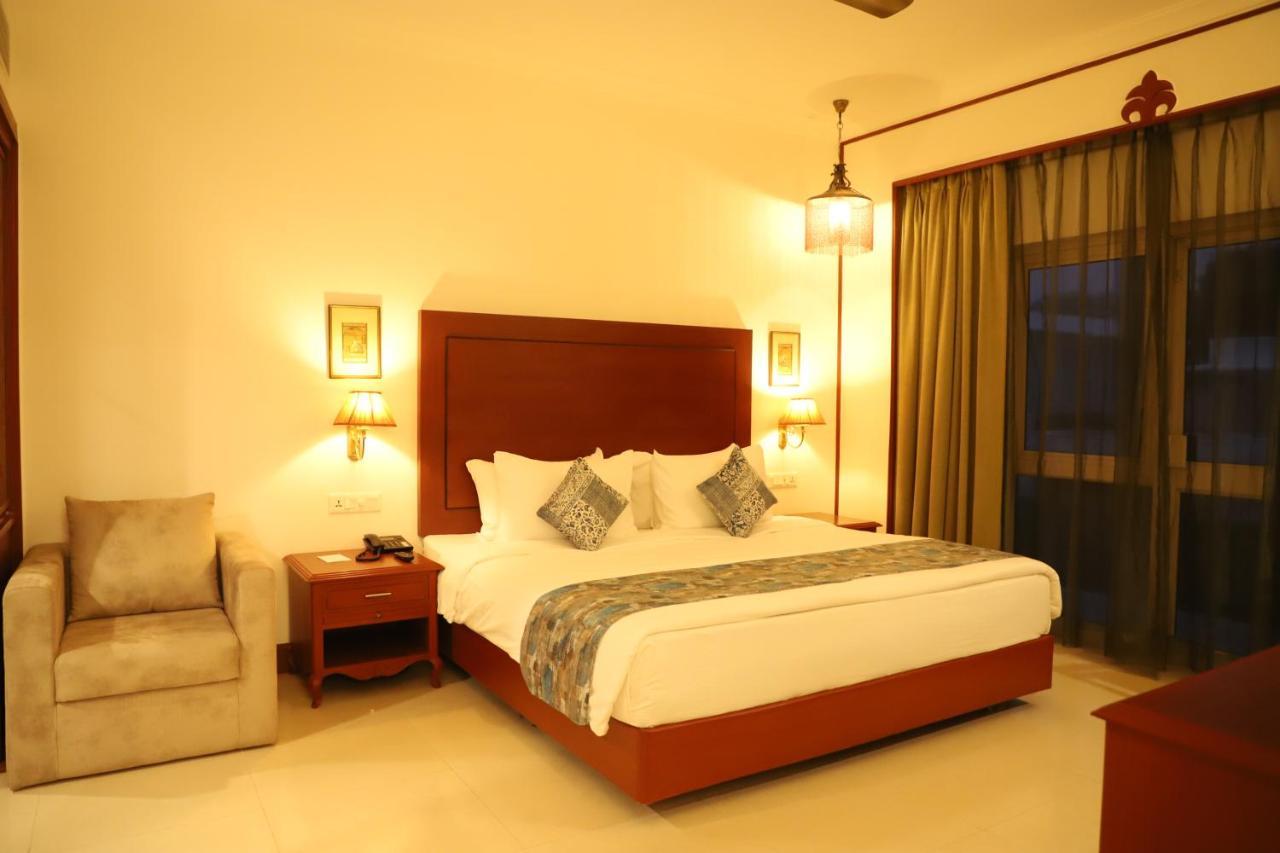 Hotel Chandela ขชุราโห ภายนอก รูปภาพ
