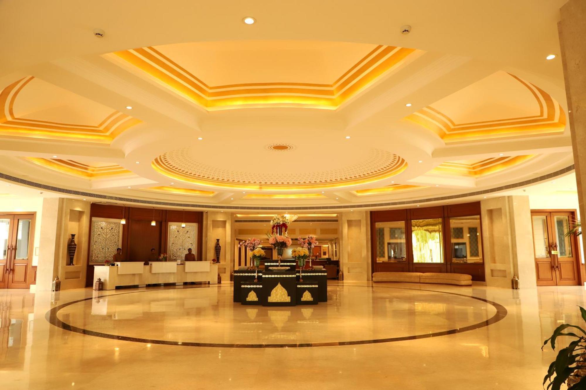 Hotel Chandela ขชุราโห ภายนอก รูปภาพ