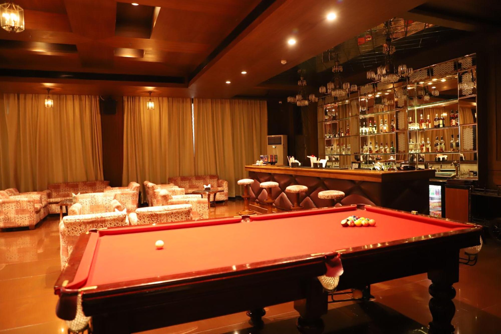 Hotel Chandela ขชุราโห ภายนอก รูปภาพ