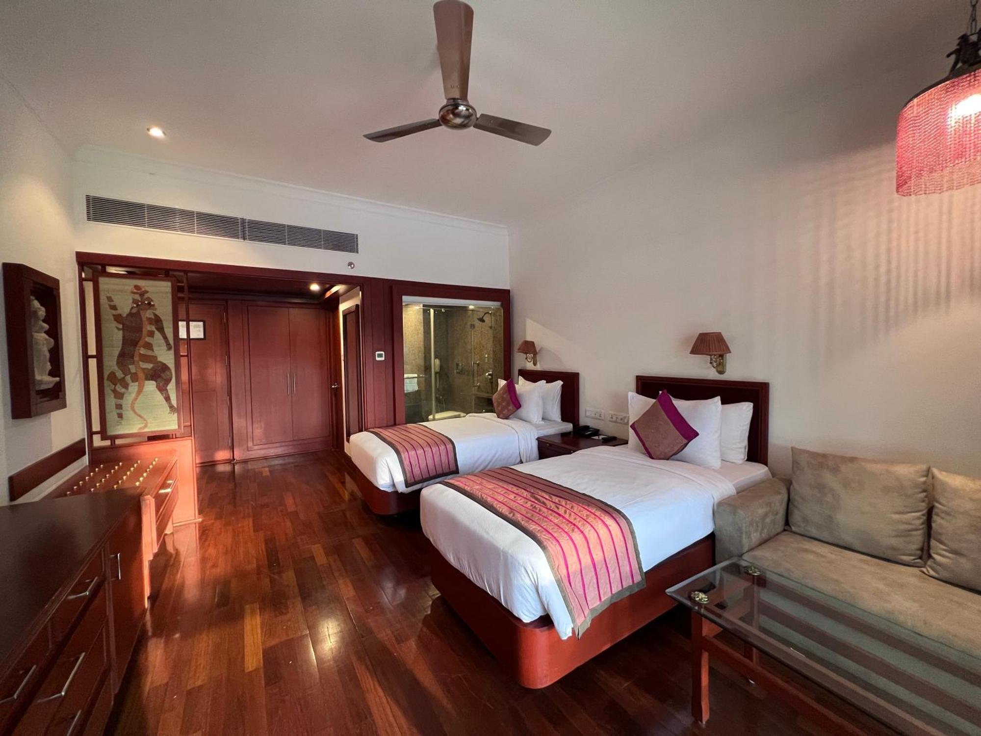 Hotel Chandela ขชุราโห ภายนอก รูปภาพ